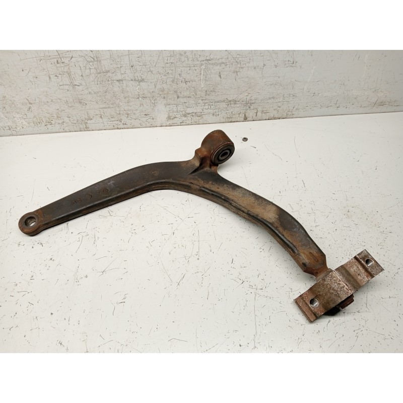 Recambio de brazo suspension inferior delantero izquierdo para peugeot 406 berlina (s1/s2) referencia OEM IAM   