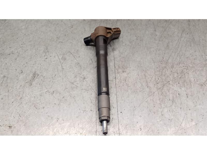 Recambio de inyector para mazda cx-5 (kf) 2.2 d referencia OEM IAM SH0113H50  DENSO