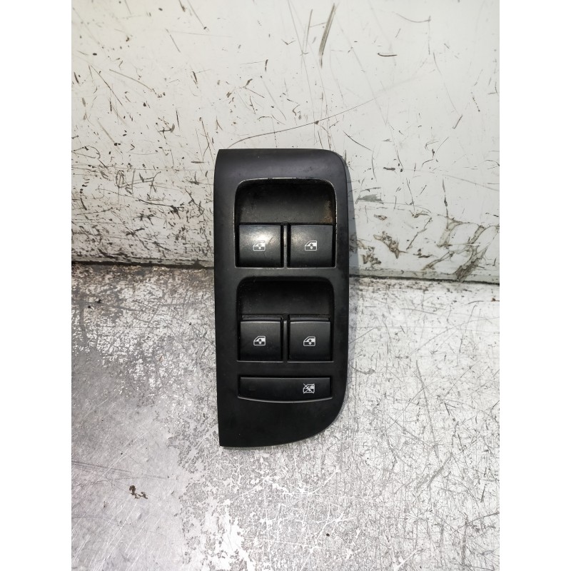 Recambio de mando elevalunas delantero izquierdo para opel zafira tourer referencia OEM IAM 13305011 251869 