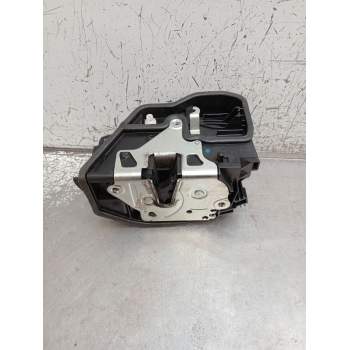 MOTOR CIERRE CENTRALIZADO TRASERO IZQUIERDO 7229459 5P A053702 2015