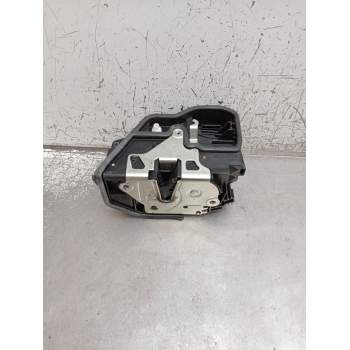 MOTOR CIERRE CENTRALIZADO DELANTERO IZQUIERDO 7229461 5P. A053702 2015