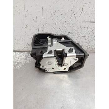 MOTOR CIERRE CENTRALIZADO TRASERO DERECHO 7229460 5P A053702 2015