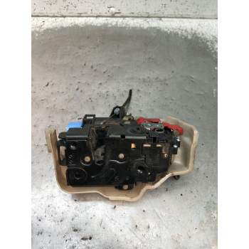 MOTOR CIERRE CENTRALIZADO TRASERO DERECHO 5P 2003