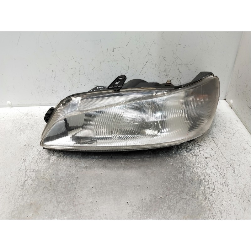 Recambio de faro izquierdo para peugeot 306 berlina 3/4/5 puertas (s2) referencia OEM IAM 9625305280 89000142 