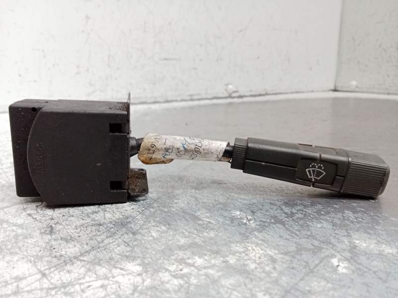 Recambio de mando limpia para renault 9 1.4 referencia OEM IAM   