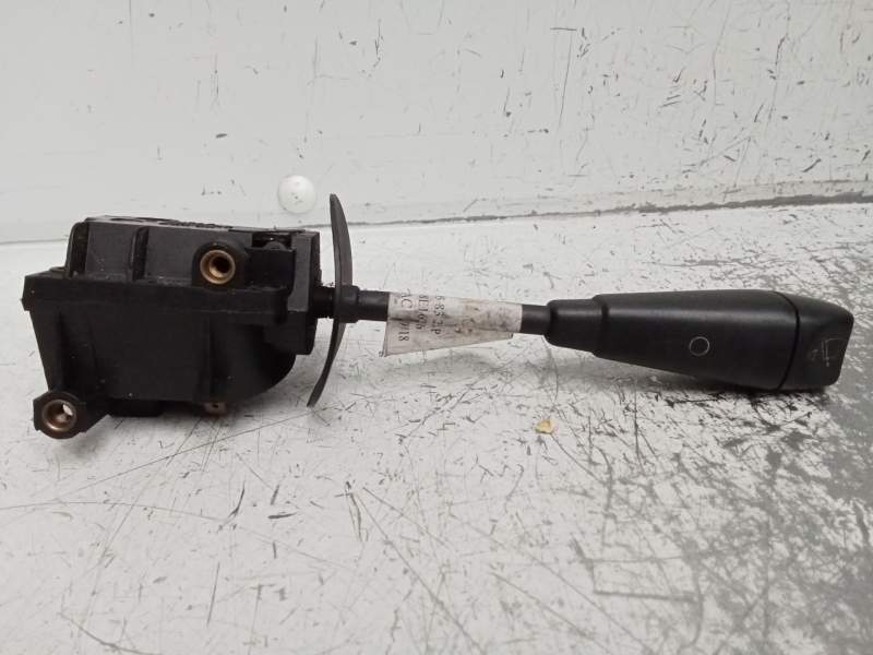 Recambio de mando limpia para peugeot 505 berlina gld referencia OEM IAM   