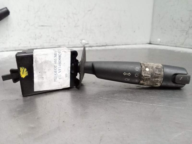 Recambio de mando luces para peugeot 405 berlina embassy d referencia OEM IAM   
