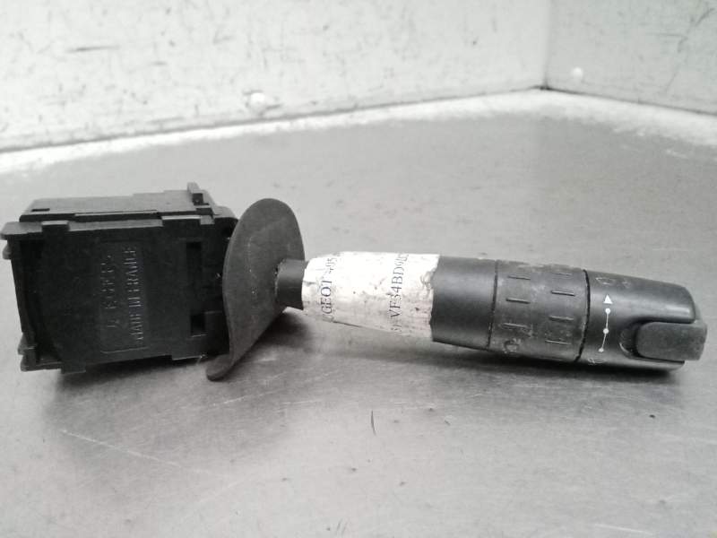 Recambio de mando limpia para peugeot 405 ii (4b) 1.9 d referencia OEM IAM   