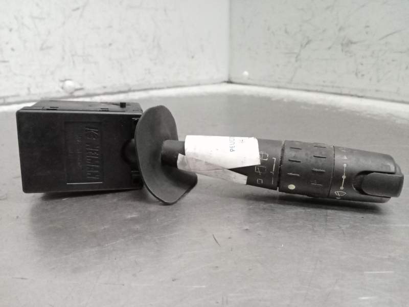 Recambio de mando limpia para peugeot 806 svdt referencia OEM IAM   