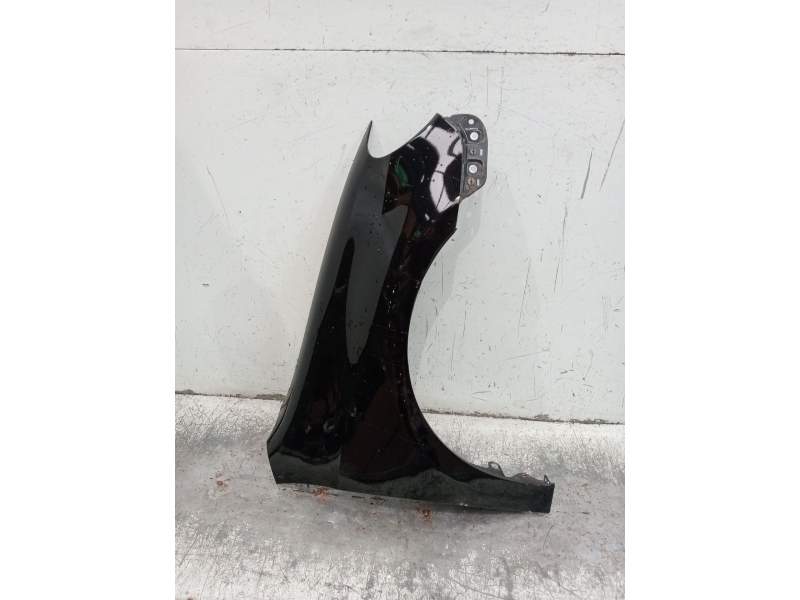 Recambio de aleta delantera derecha para volkswagen golf vi (5k1) 2.0 tdi referencia OEM IAM   