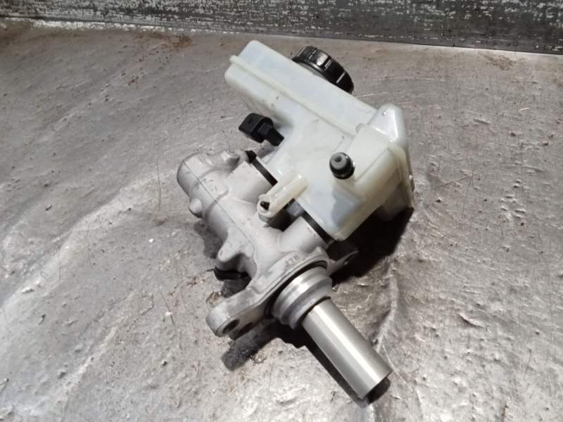 Recambio de bomba freno para seat ateca (kh7, khp) 2.0 tdi referencia OEM IAM 5Q1611301D 20TDI 2016