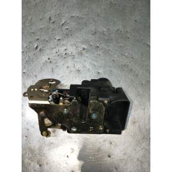 MOTOR CIERRE CENTRALIZADO DELANTERO DERECHO 5P 2004