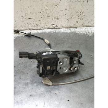 MOTOR CIERRE CENTRALIZADO TRASERO DERECHO 5P 2014