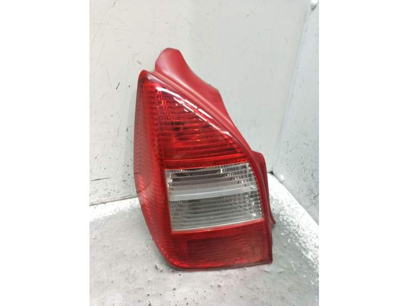 Recambio de piloto trasero izquierdo para citroën c2 (jm_) 1.4 referencia OEM IAM   2003