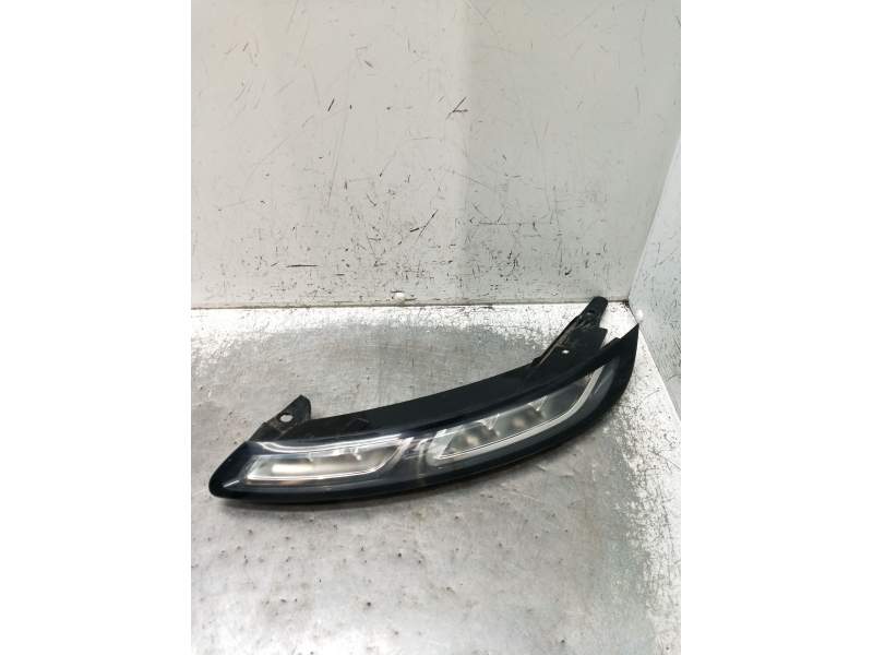 Recambio de piloto delantero izquierdo para citroën c4 cactus 1.6 bluehdi 100 referencia OEM IAM   2014