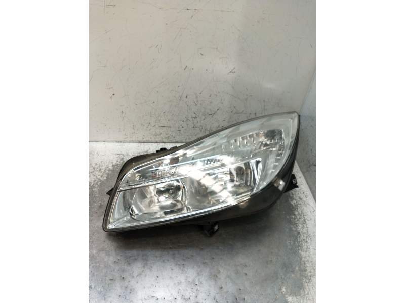 Recambio de faro izquierdo para opel insignia a (g09) 2.0 cdti (68) referencia OEM IAM 22831926LH  2008