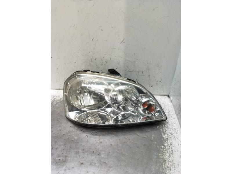 Recambio de faro derecho para daewoo nubira wagon (j200) 1.6 referencia OEM IAM   2004
