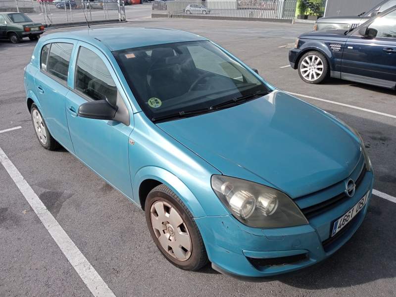 opel astra h (a04) del año 2004