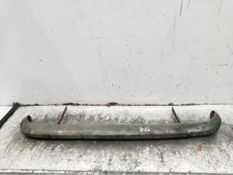 Recambio de paragolpes delantero para seat 127 0.9 referencia OEM IAM  VER FOTOS 1974