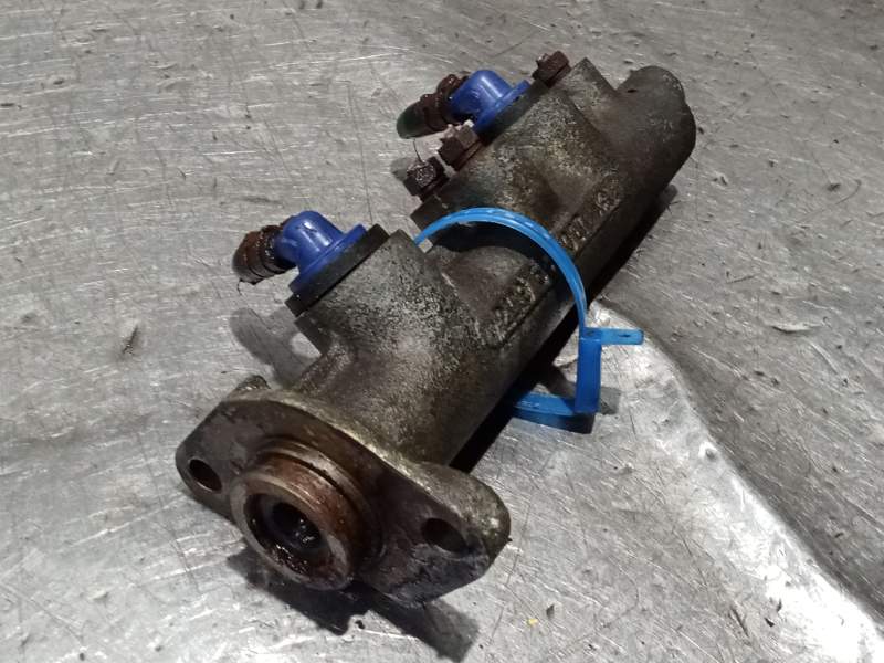Recambio de bomba freno para seat 127 0.9 referencia OEM IAM 2119545017 900G 1974