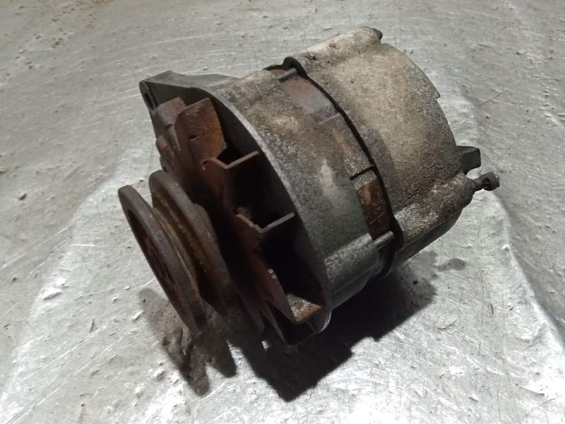 Recambio de alternador para seat 127 0.9 referencia OEM IAM  900G 1974