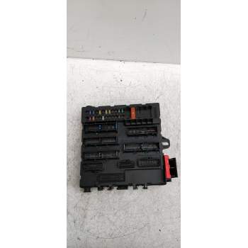 CAJA RELES / FUSIBLES 13125487 22D C/2003