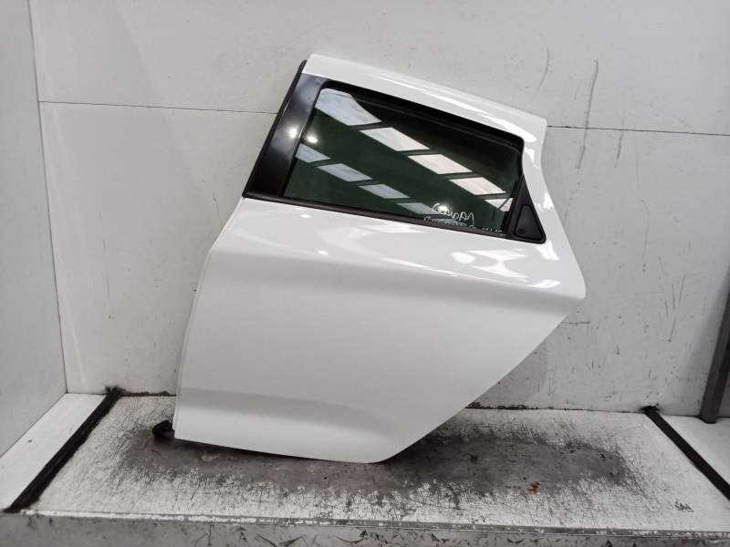 Recambio de puerta trasera izquierda para renault zoe (bfm_) zoe referencia OEM IAM   