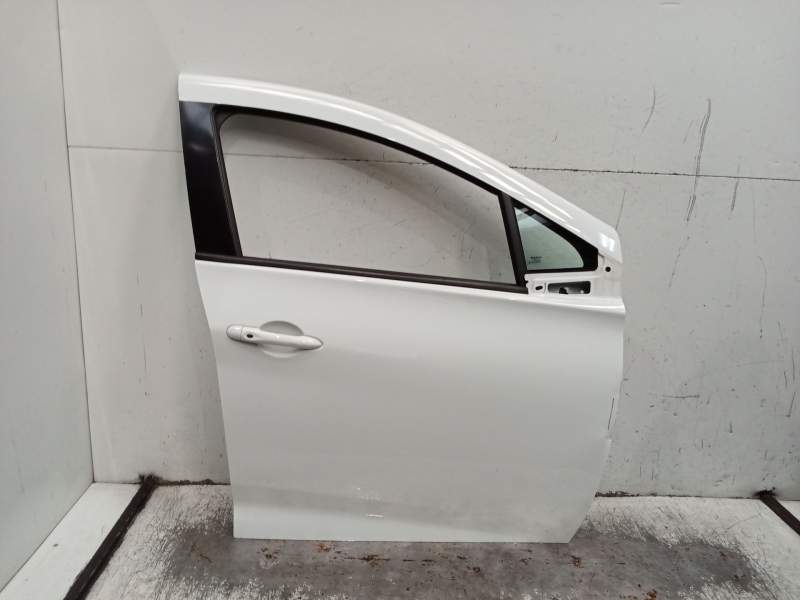 Recambio de puerta delantera derecha para renault zoe (bfm_) zoe referencia OEM IAM   