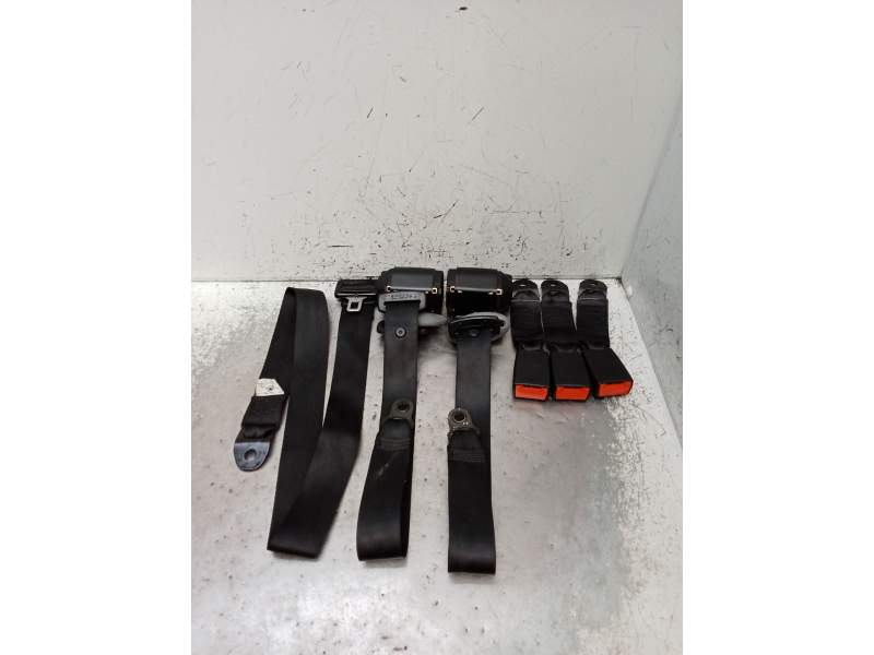 Recambio de juego cinturones trasero para skoda felicia ii (6u1) 1.3 referencia OEM IAM  5P 1998