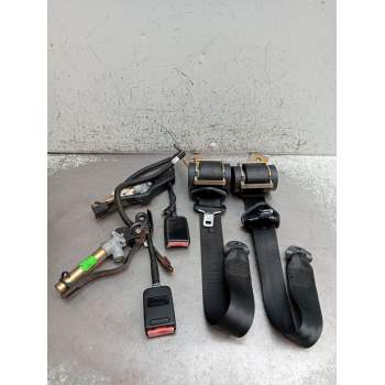 JUEGO CINTURONES DELANTERO 5P 2001