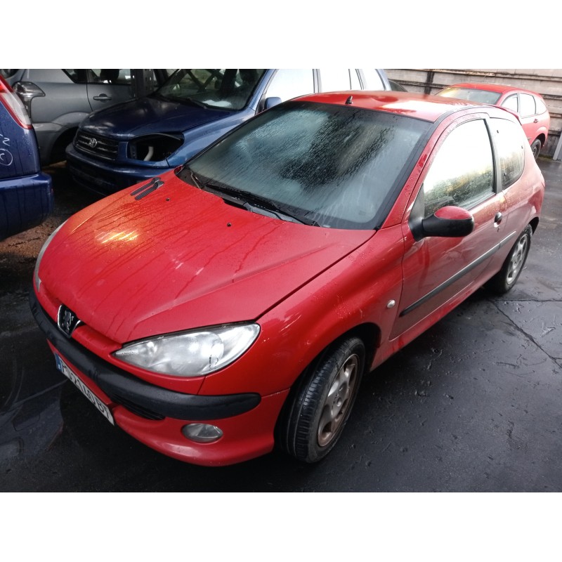 peugeot 206 berlina del año 2000