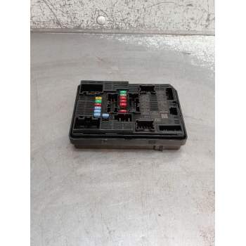 CAJA RELES / FUSIBLES 284B63859R L770103LMA 2021