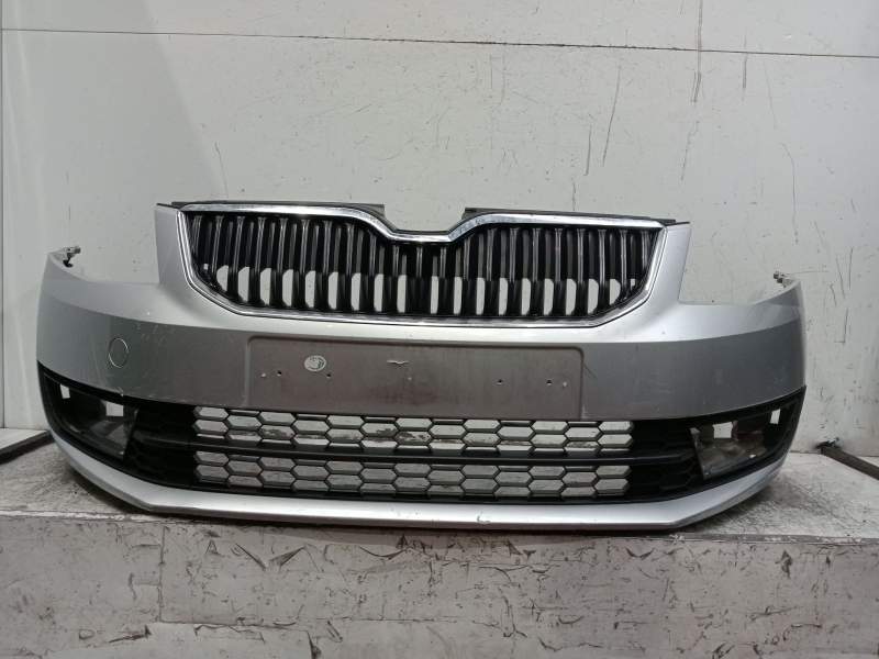 Recambio de paragolpes delantero para skoda octavia iii combi (5e5, 5e6) 2.0 tdi referencia OEM IAM   2013