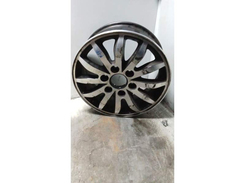 Recambio de llanta para kia carnival ii 2.5 v6 ex referencia OEM IAM 6.517 529104D500 