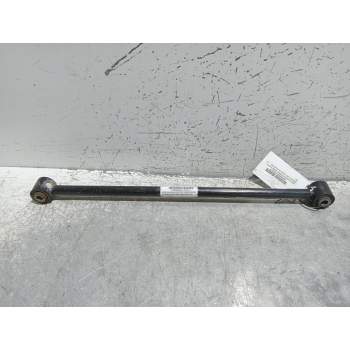 BRAZO SUSPENSION SUPERIOR TRASERO DERECHO 