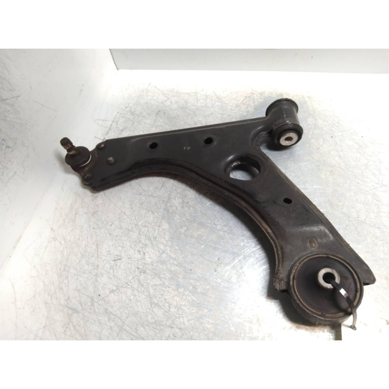 Recambio de brazo suspension inferior delantero izquierdo para opel corsa d 1.3 16v cdti referencia OEM IAM   