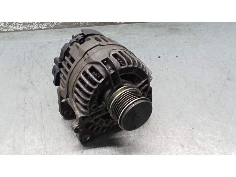 Recambio de alternador para seat leon (1m1) 1.9 tdi referencia OEM IAM 038903023L 19TDI 1999