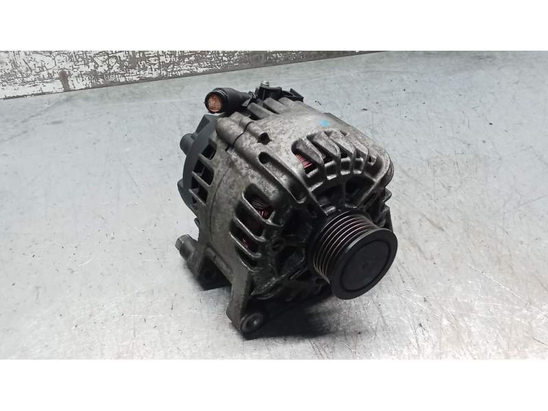 Recambio de alternador para ford focus iii 1.6 tdci referencia OEM IAM AV6N10300DC 16TDCI 2011