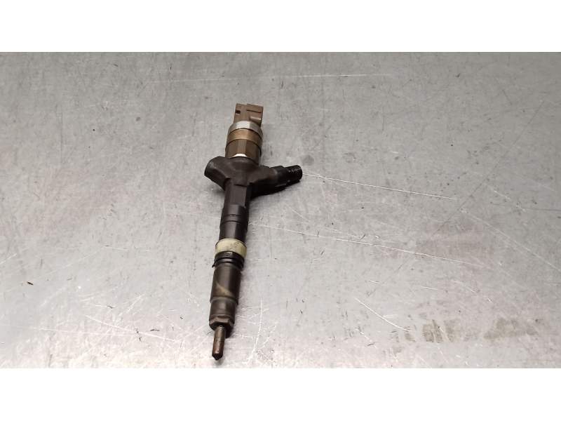 Recambio de inyector para toyota land cruiser (j12) 3.0 d-4d gx referencia OEM IAM 2367030020  DENSO