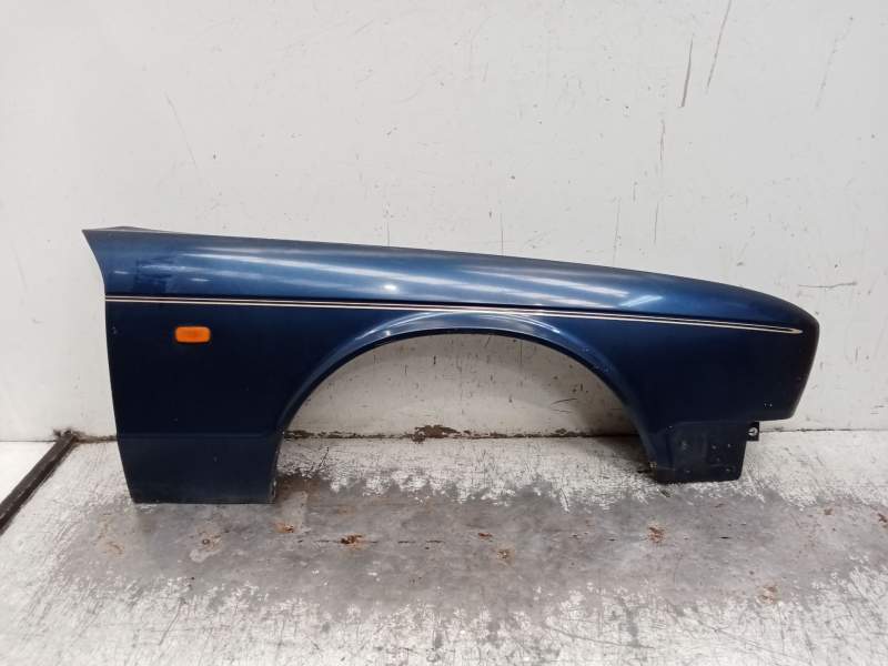Recambio de aleta delantera derecha para jaguar xj6/12 4.0 sovereign referencia OEM IAM   1994