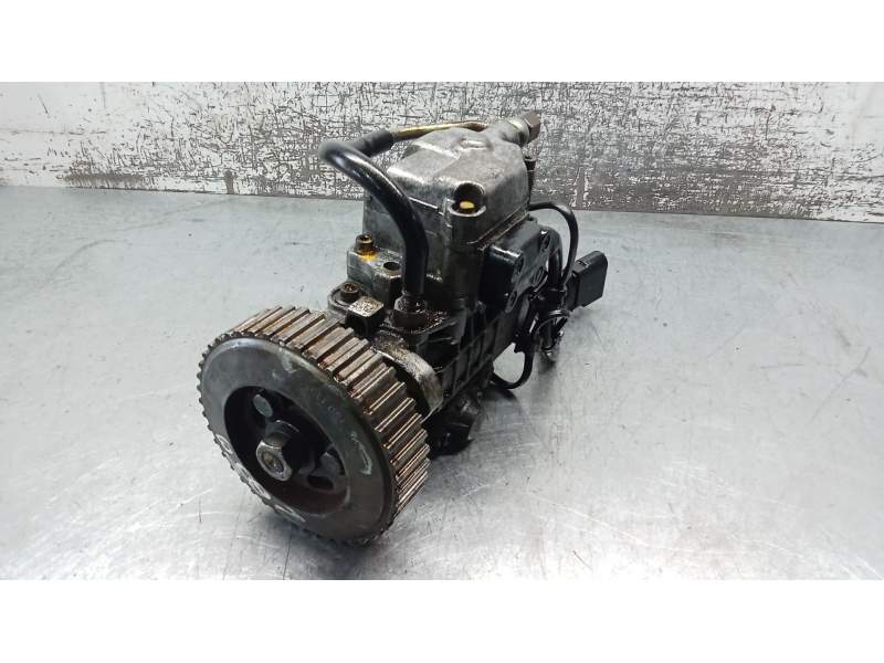 Recambio de bomba inyeccion para seat leon (1m1) 1.9 tdi referencia OEM IAM 0460404977 038130107D BOSCH