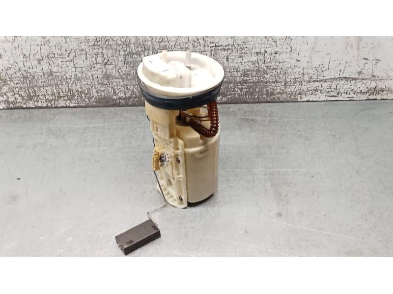 Recambio de bomba combustible para volkswagen new beetle (9c1, 1c1) 1.6 referencia OEM IAM  16G 1998