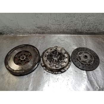 KIT EMBRAGUE 059141031J 25TDI 2005