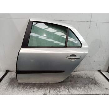 PUERTA TRASERA IZQUIERDA 4P 2002