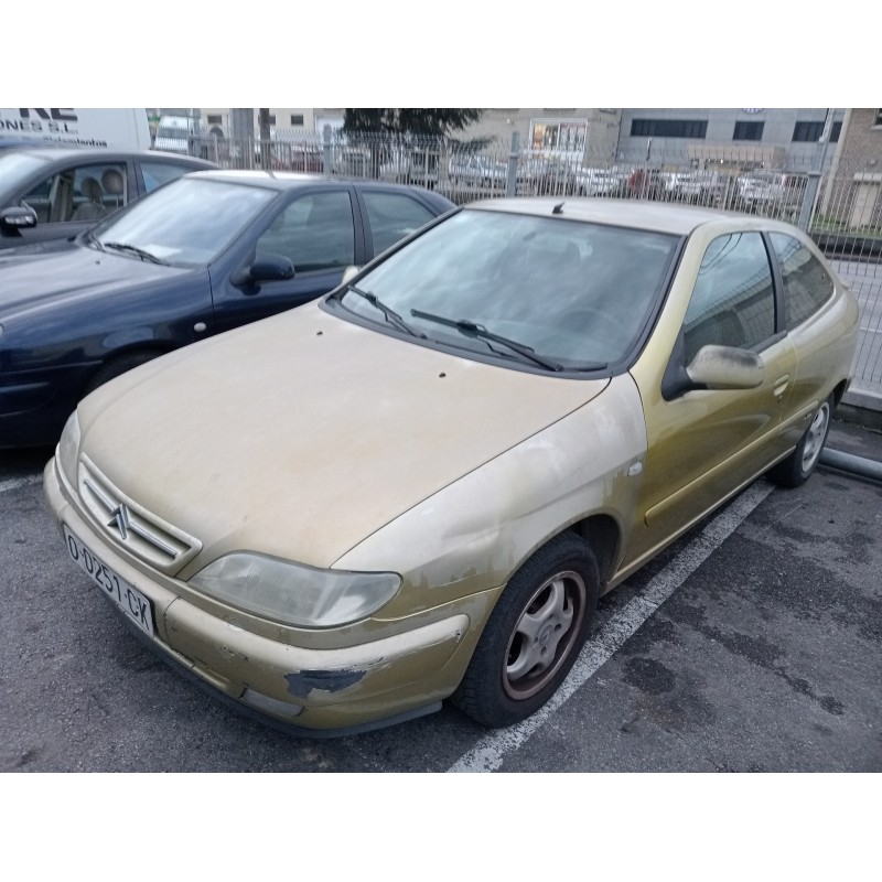 citroen xsara berlina del año 2000