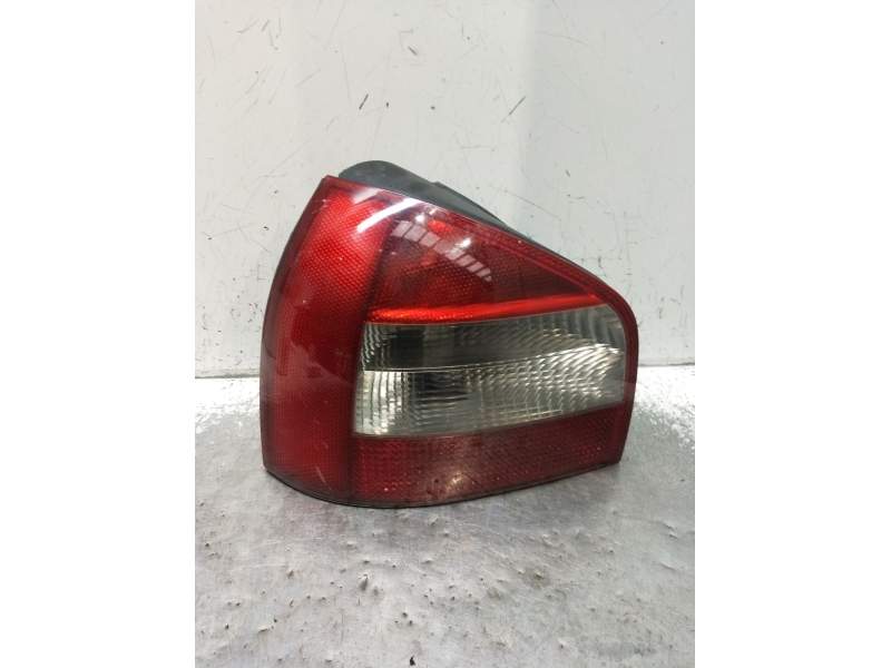 Recambio de piloto trasero izquierdo para audi a3 (8l1) 1.9 tdi referencia OEM IAM   