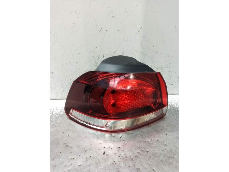 Recambio de piloto trasero izquierdo para volkswagen golf vi (5k1) 2.0 tdi referencia OEM IAM 5K0945095F  2008