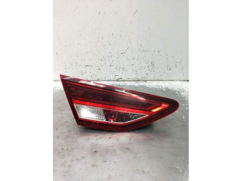 Recambio de piloto trasero izquierdo interior para seat leon (5f1) 1.6 tdi referencia OEM IAM   2012