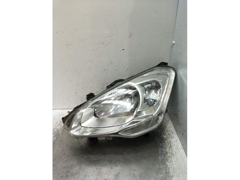 Recambio de faro izquierdo para peugeot partner tepee 1.6 bluehdi 100 referencia OEM IAM 89318035  2012