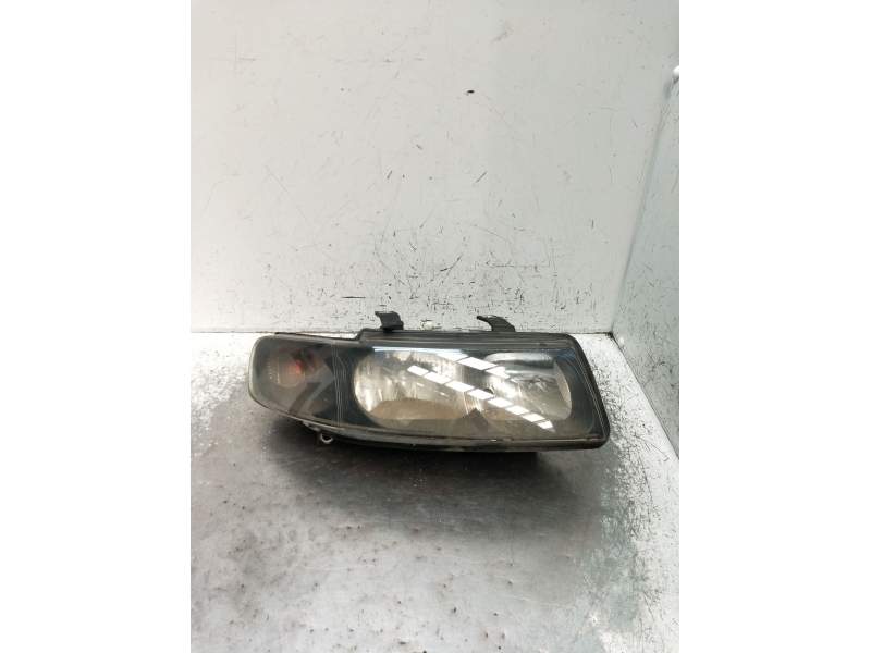 Recambio de faro derecho para seat leon (1m1) 1.9 tdi referencia OEM IAM 1M1941002D 67742701 1999